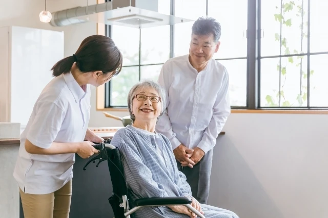 親の認知症をサポートする<br />訪問看護サービス